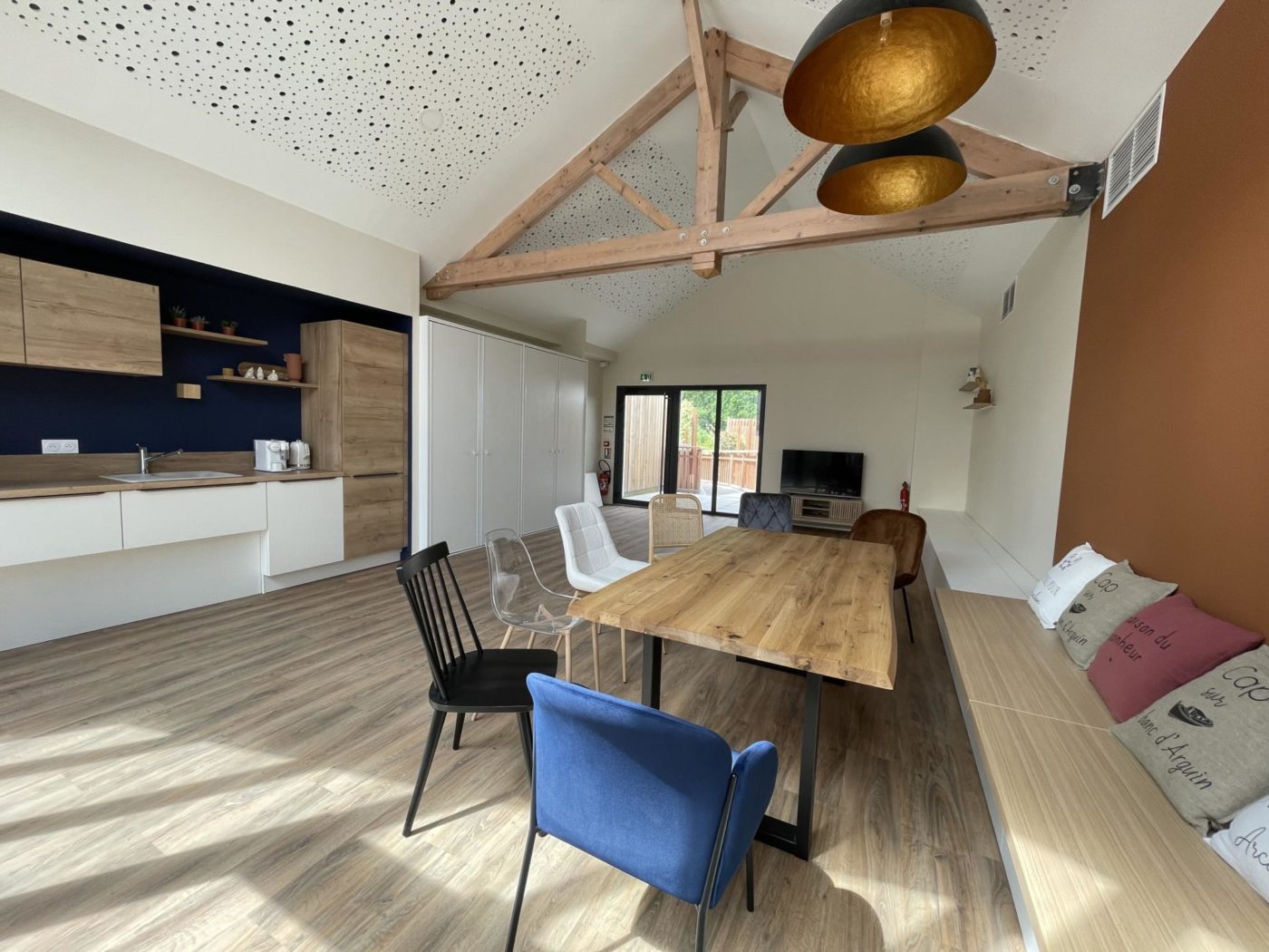 Salle à vivre de la résidence Claire de Nacre